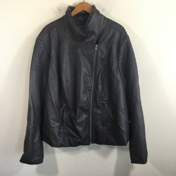 Torrid Lace Up Back Faux Fur Collar Moto Jacket 4X - Picture 3 of 15